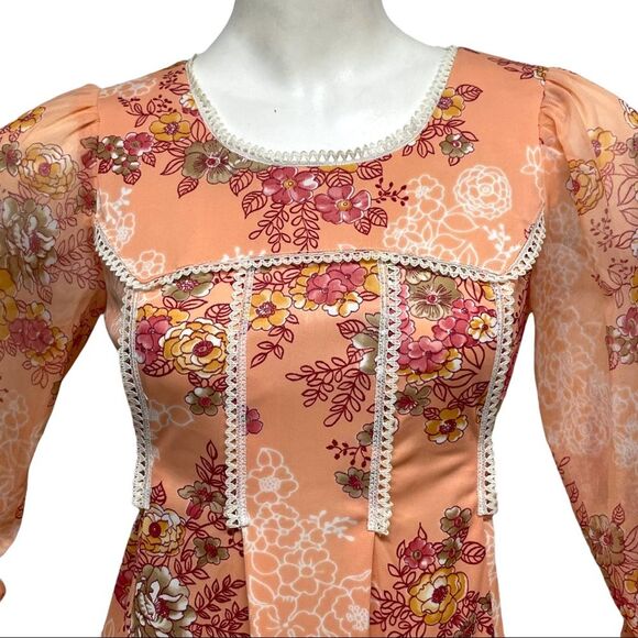 Vintage 70s Peach Floral Lace Trim Maxi Dress Goddess Cottage Core Gown XS S 2 4 - Picture 3 of 16